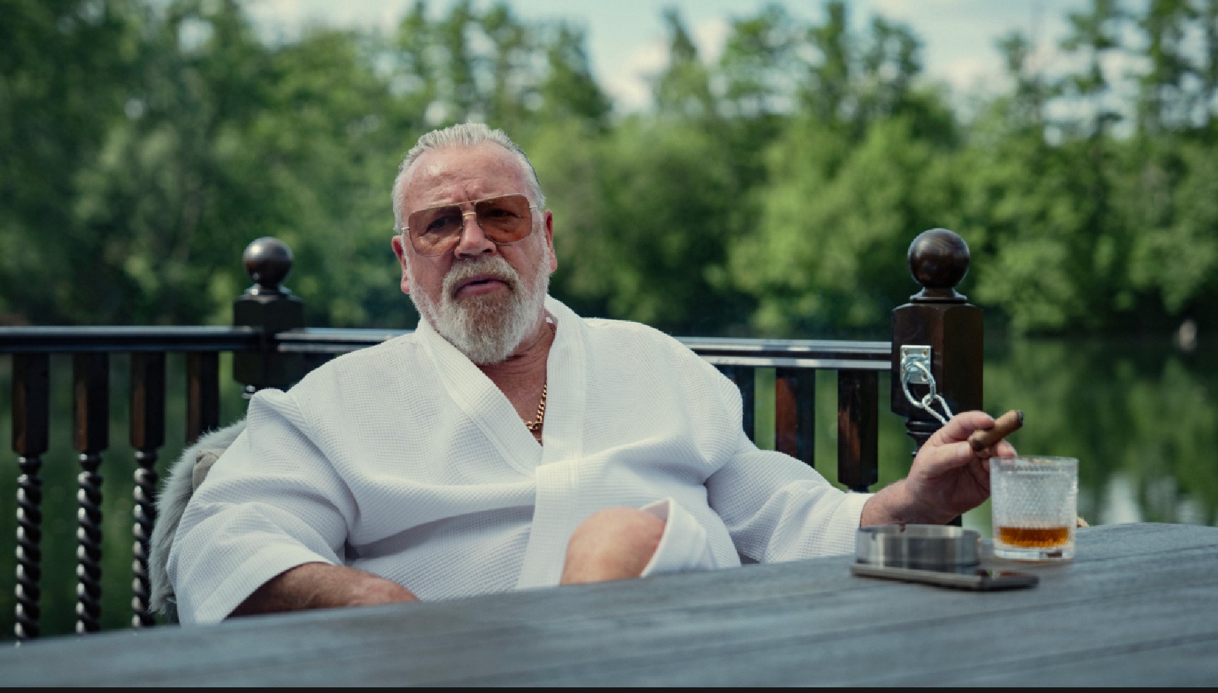 Ray Winstone as Bobby Glass in The gentlemen series 2