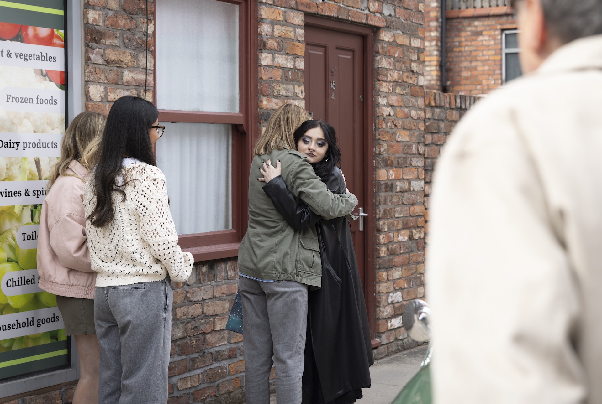 Nina shares a fond farewell with Abi (Credit: ITV)