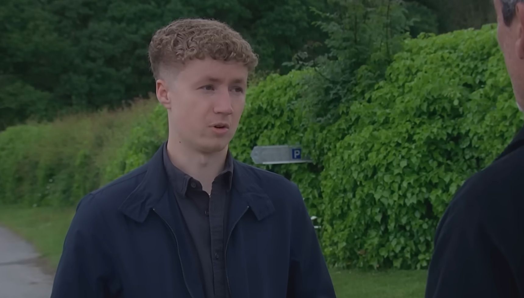 Noah saying goodbye in Emmerdale before exit