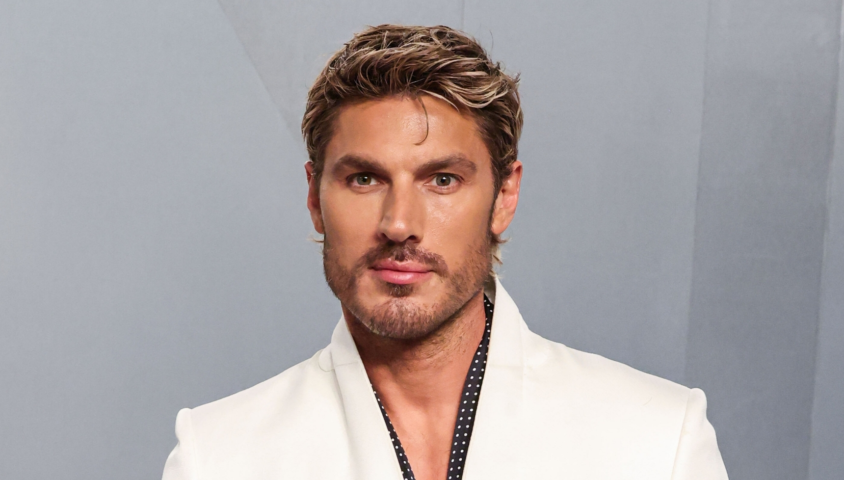 Strictly star Chris Appleton reveals hair makeover ahead of debut