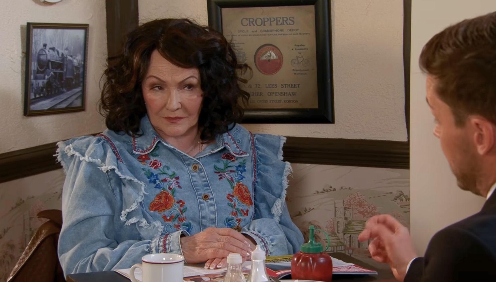 Celeste is a huge Dolly Parton fan in Coronation Street (Credit: ITV)