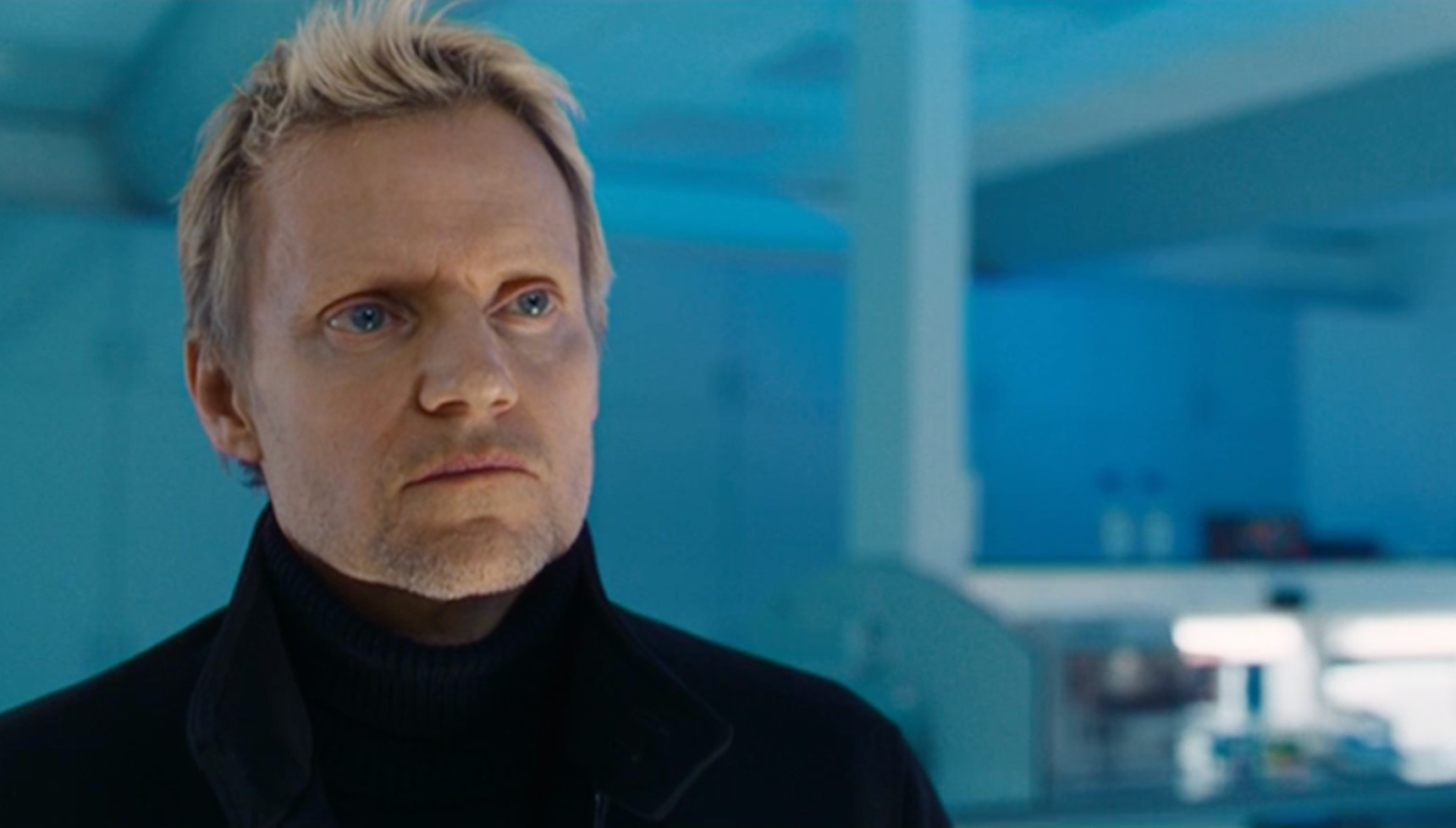 Marc Warren as Piet Van der Valk