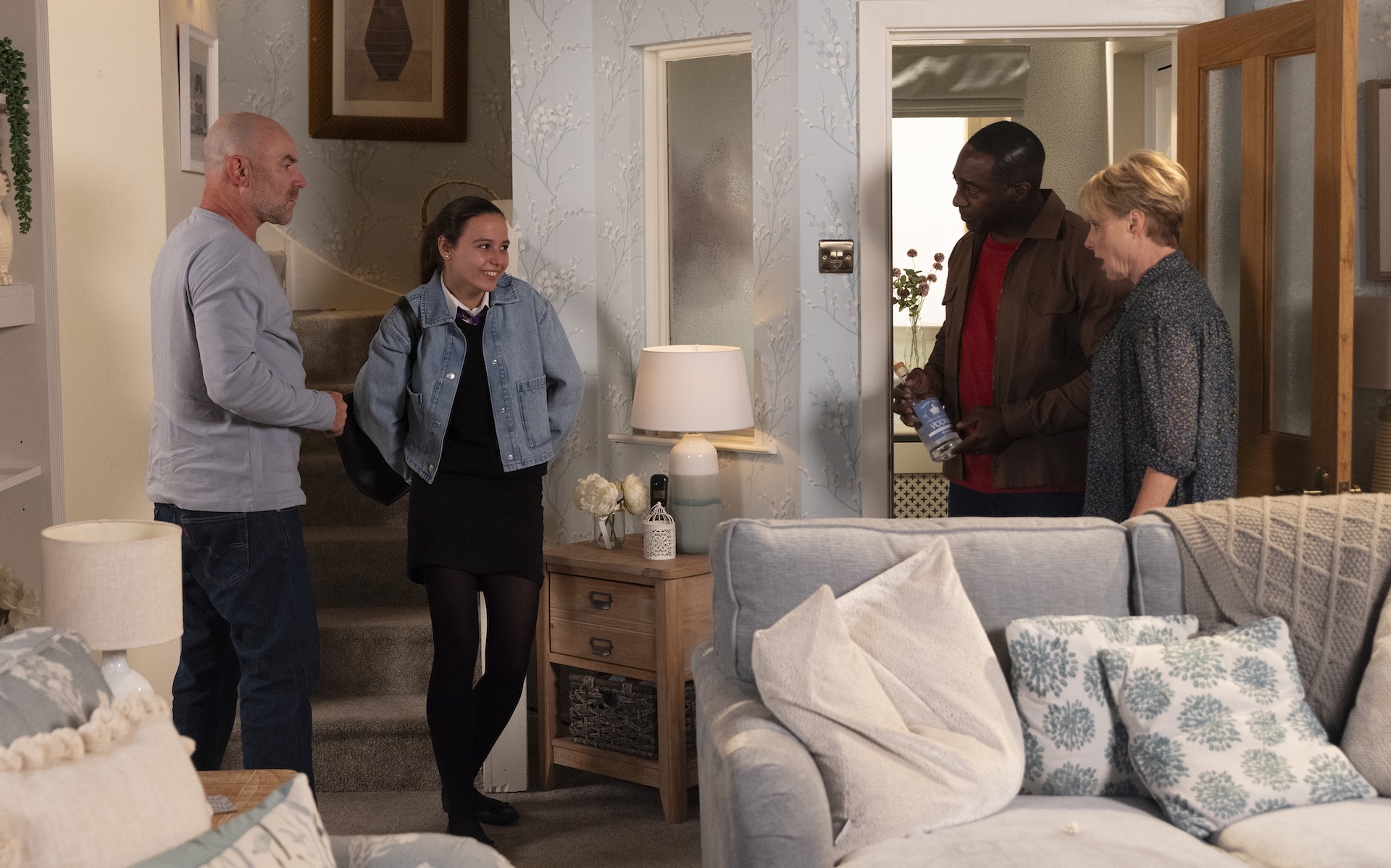 Ronnie brings Lucy back after catching her drinking (Credit: ITV)