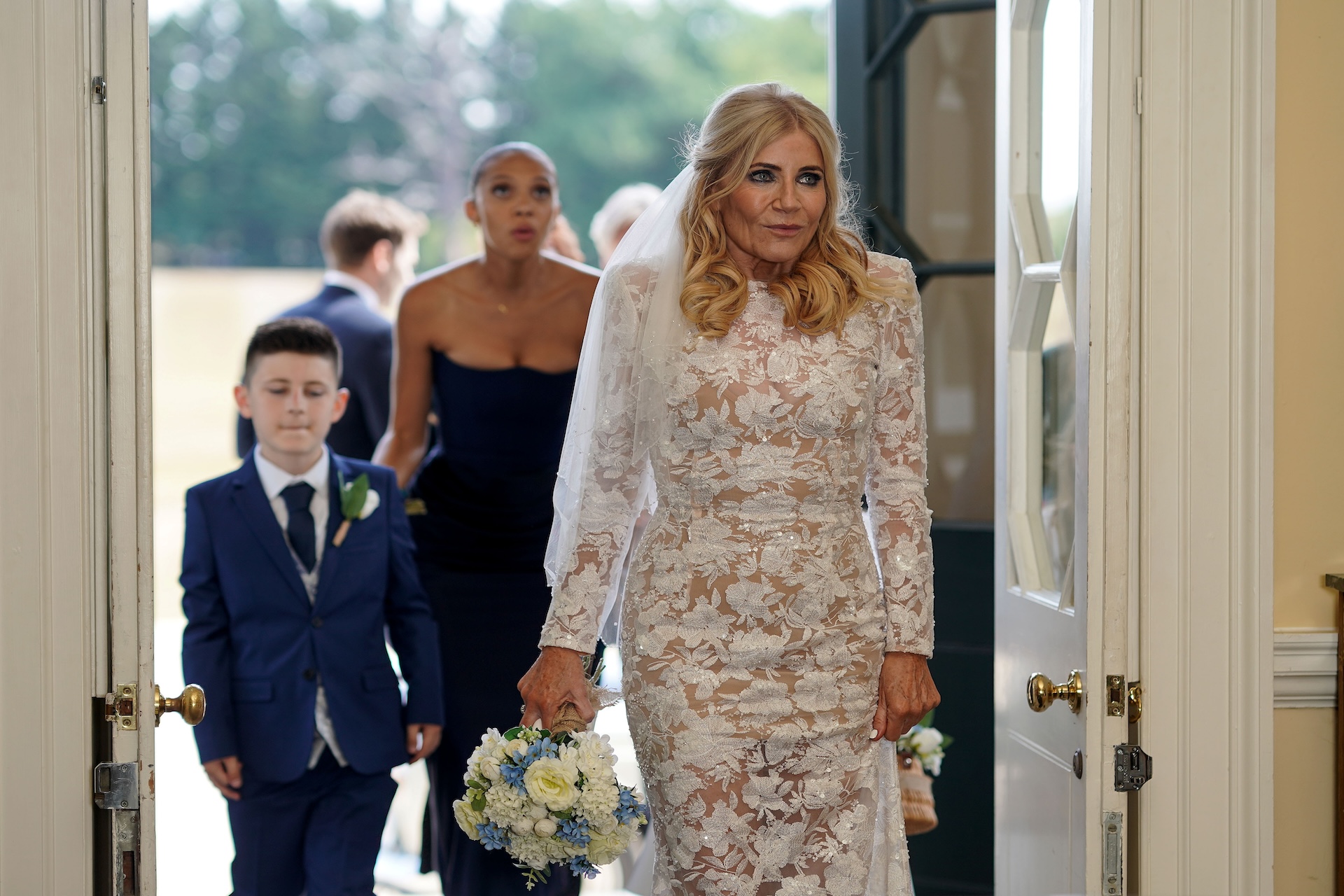 Cindy arrives at her wedding venue