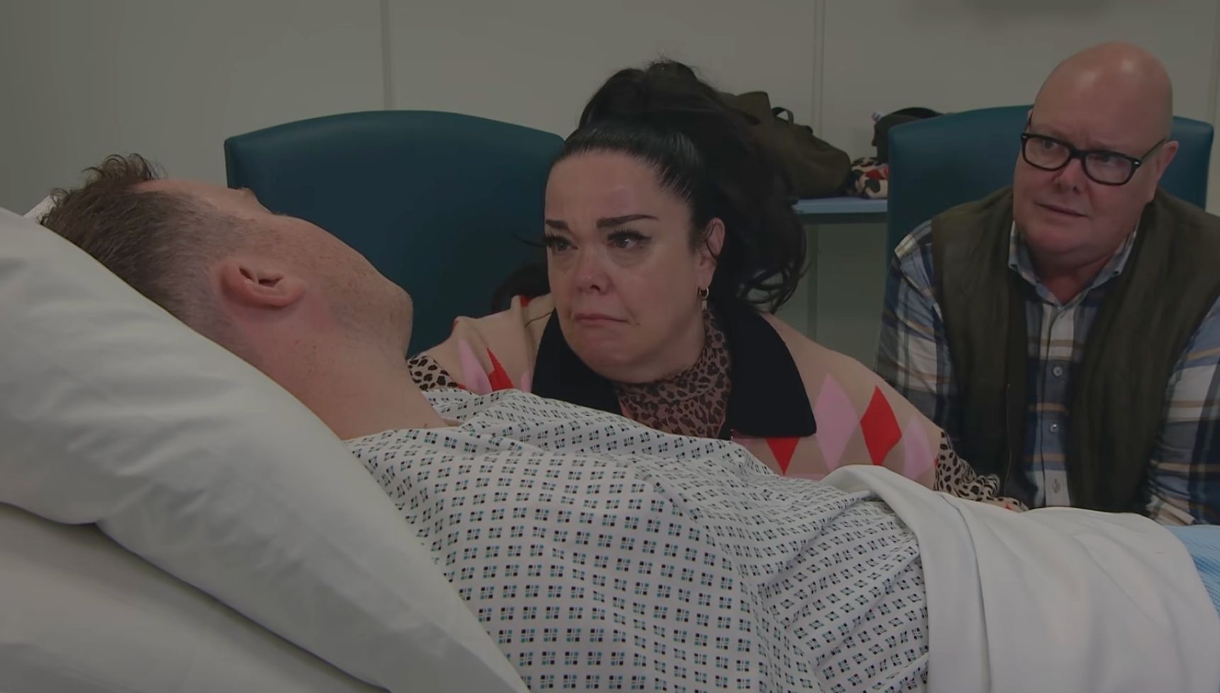 Vinny in hospital with Mandy and Paddy in Emmerdale (Credit: ITV)