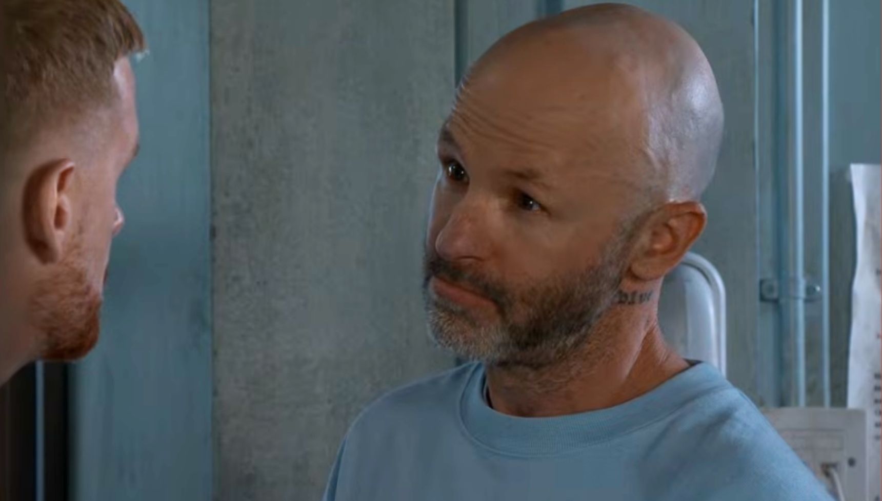 Jonesy warning Gary in Coronation Street