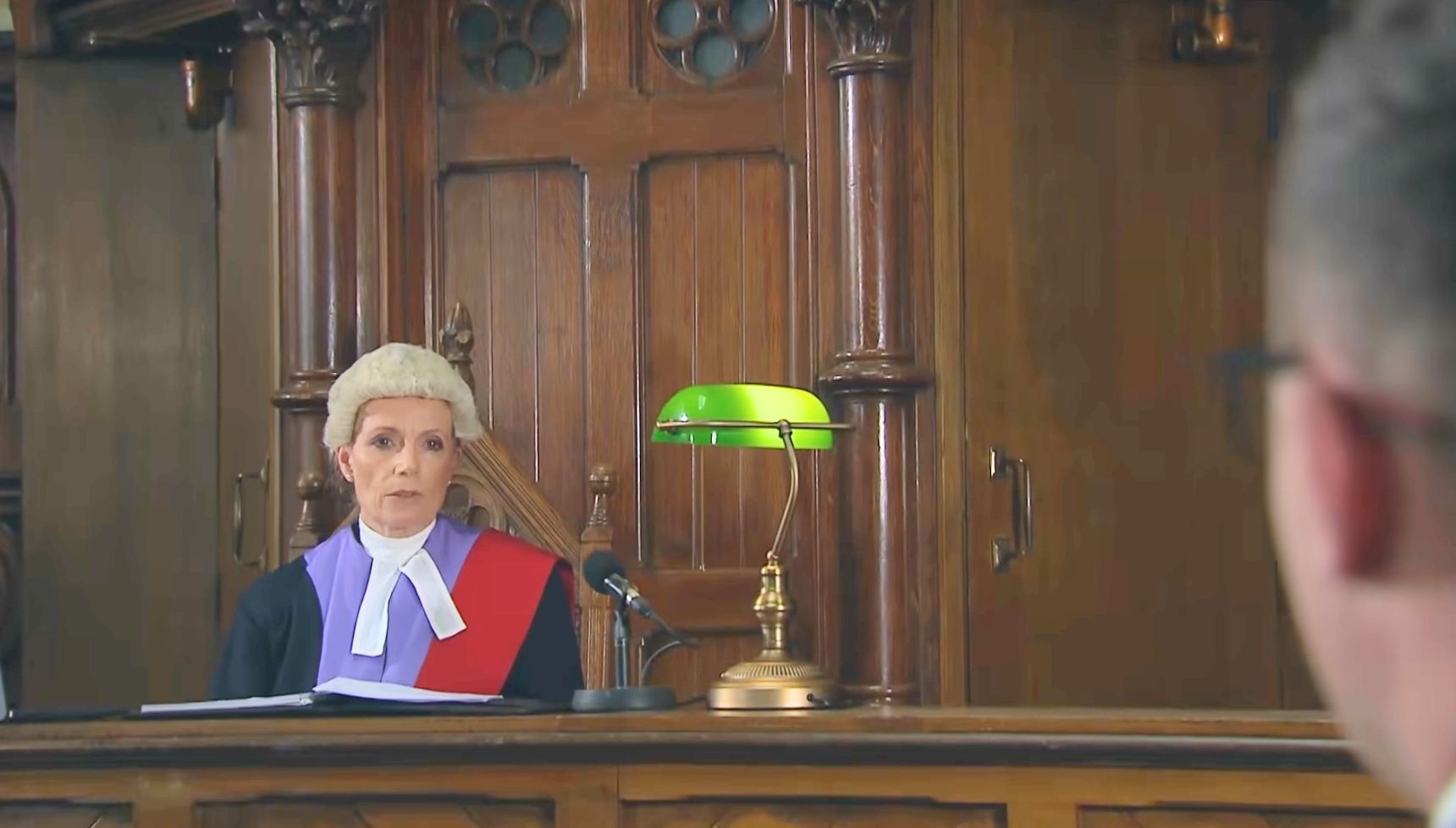 Caroline Harding as the judge in Vinny's trial in Emmerdale (Credit: ITV)