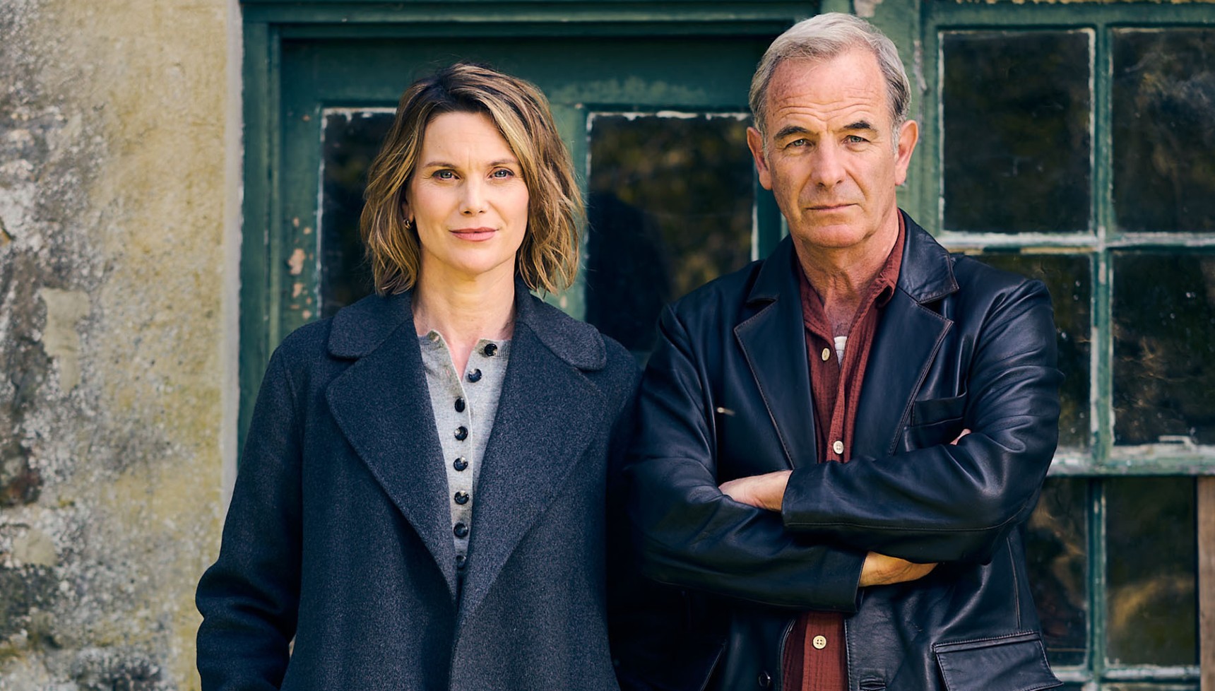 Liz White and Robson Green in The Northumbria Mysteries